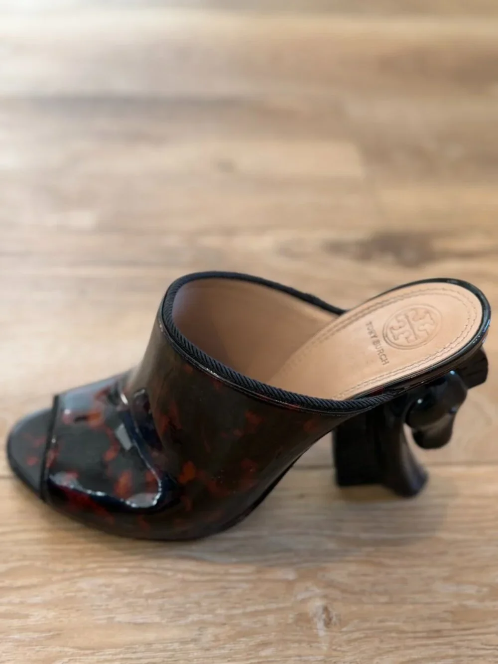 Tory Burch Barton Horse Heel Slides - Tortoiseshell Patent Leather - Size 9.5 - Picture 9 of 11